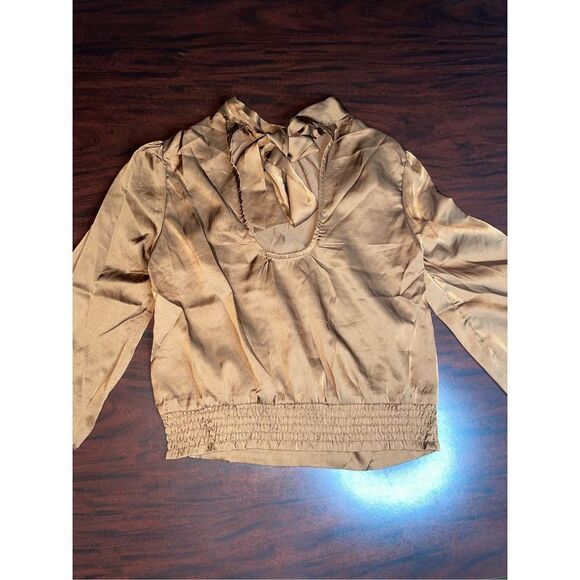 Monteau LA Carmel Brown Satin Cropped Blouse with Tie Back Size Small - Picture 3 of 6